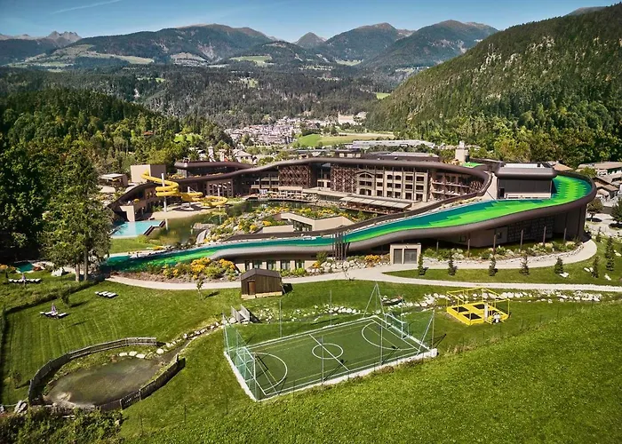 Falkensteiner Family Resort Lido L 4 Star Superior Chienes