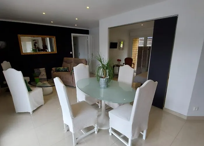 Les Suites De Veronique, Chez Veronique Olive