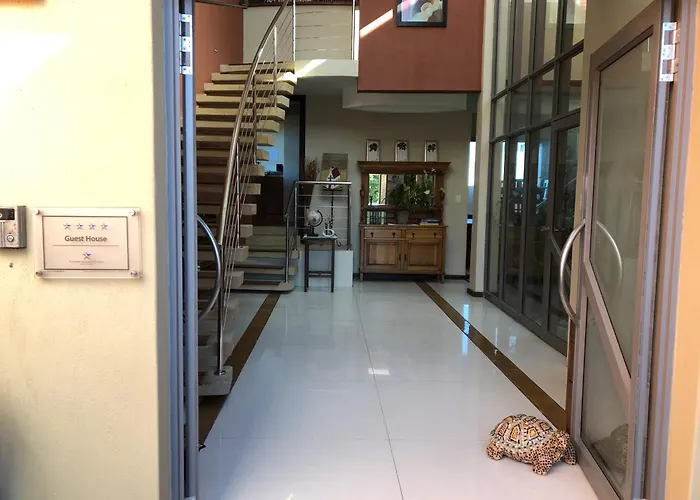 Marine 5 Boutique Hotel