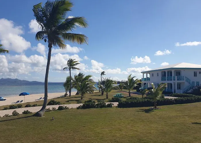 Coralito Bay Suites & Villas