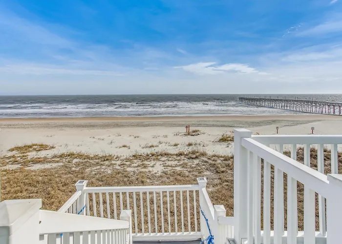 'Salt & Light' Oceanfront Condo W/ Pool & Elevator