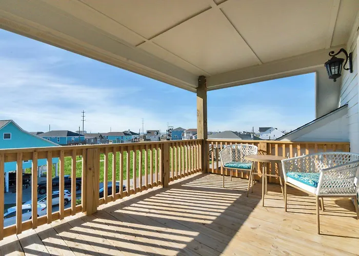 La Buena Brisa - The Good Breeze With Gulf Views.