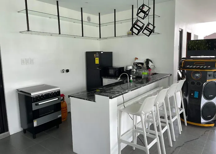 Villa Tobias Beach Resort