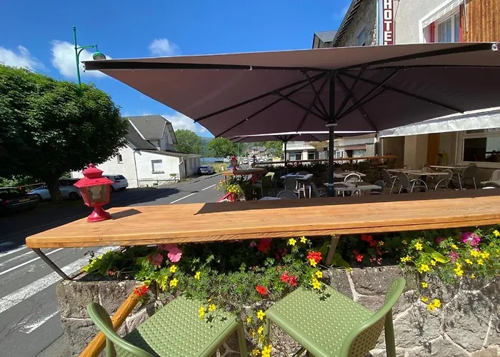 Hotel Restaurant Le Grillon