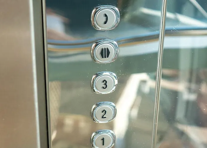 Hotel Kiev-Free Parking