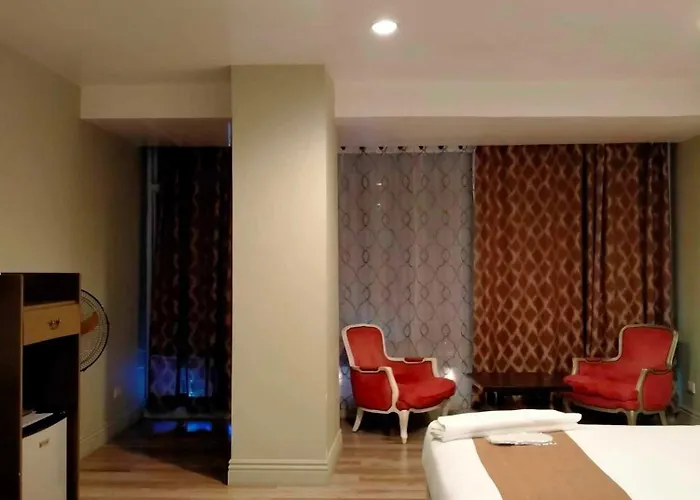 Skyland Garden Hotel And Resort