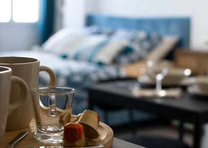 Au Cœur du Vieux-Port Marseille - escapade Chic Climatisé Netflix