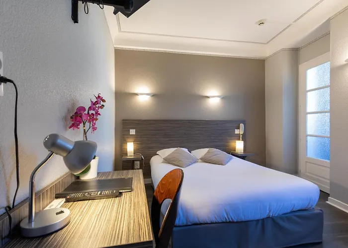 Hotel Cafe Les Fleurs