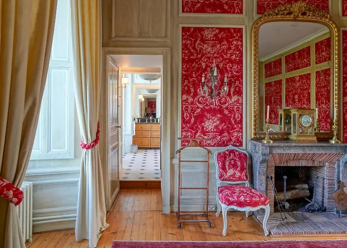 Chateau De Thouare