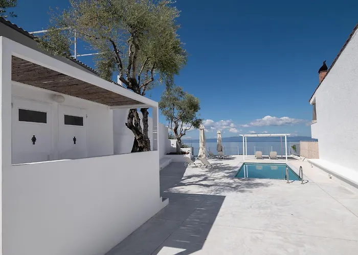 Pouletis Aetheria Suites-Luxury Seaview Stay With Pool