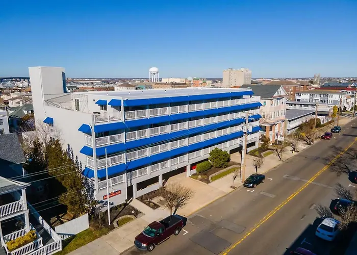 Wesley Paradise ☆Chic 1Bd + Private Balcony & Pool