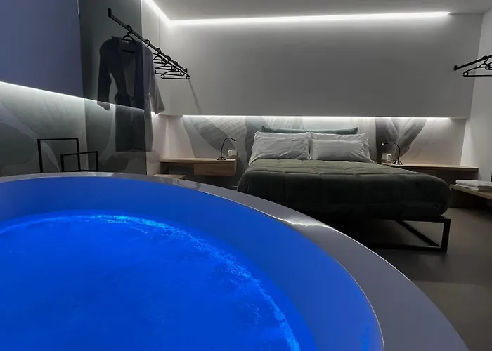 Seacity Suite & Stay