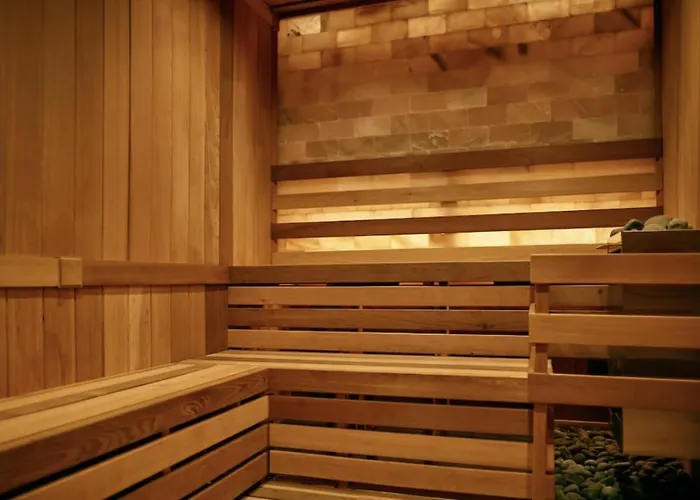 Cozy Mountain View Condo