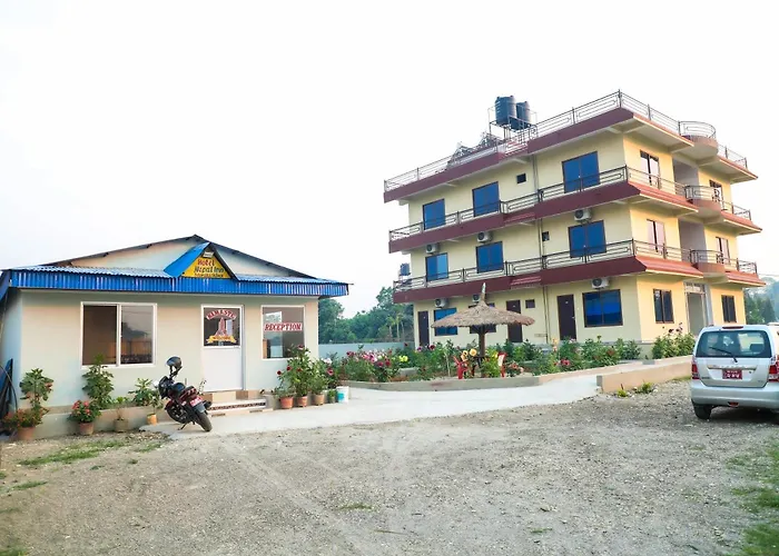 Hotel Nepal Inn Sauraha- Relax And Refresh - A Perfect Family Getaway