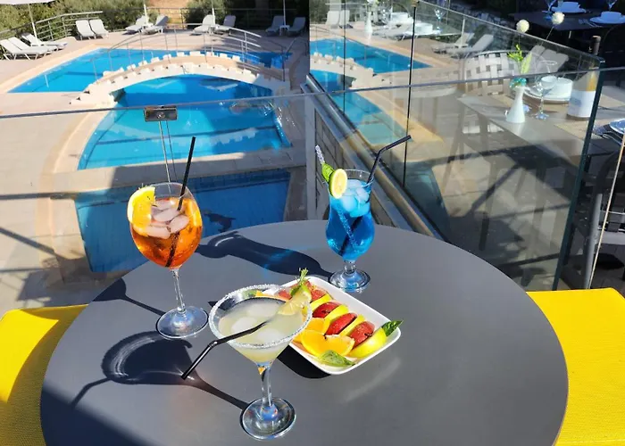 Oasis Scaleta Hotel