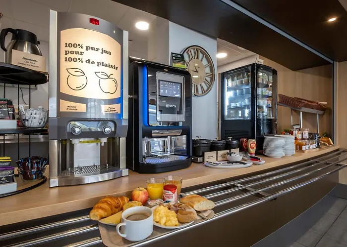 B&B Hotel Niort Marais Poitevin Est
