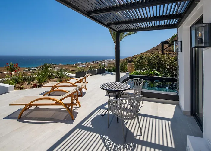 Palm Island Suites