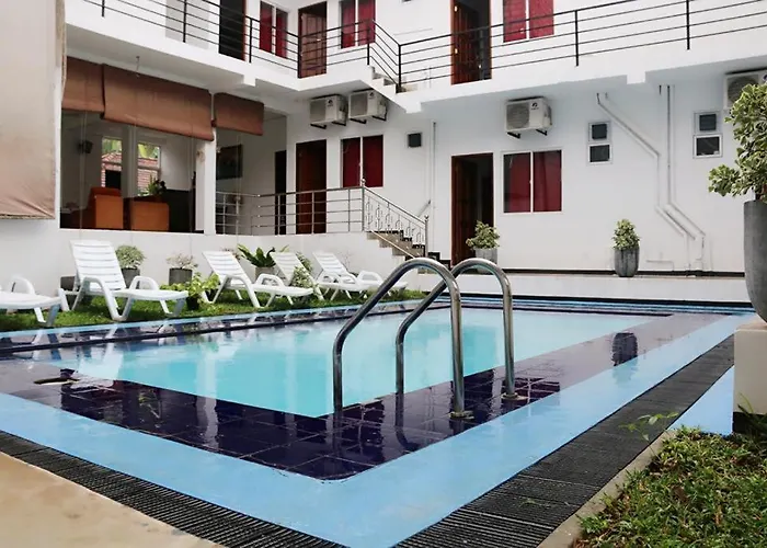 Sea Breeze Hotel