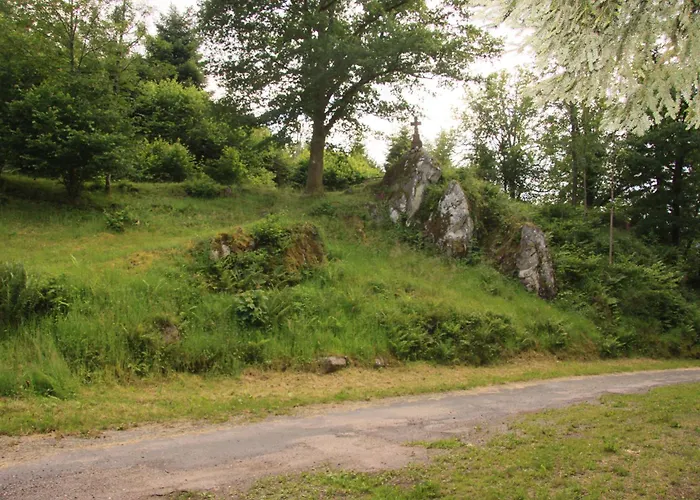 Notre Dame Des Monts