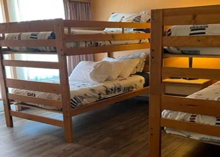 Lighthouse Suites Inn