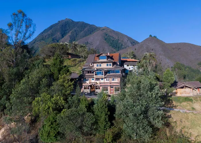 Intyari Lodge