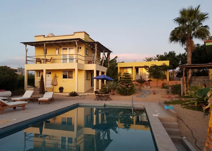 La Optimista Boutique Hotel & Concierge
