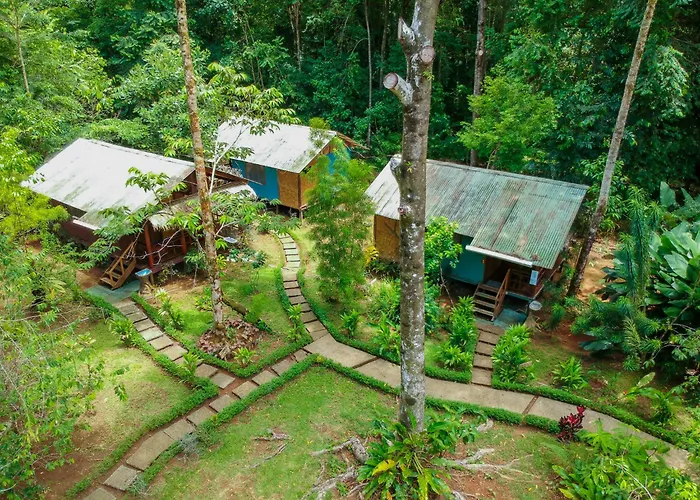 Hidden Paradise Lodge