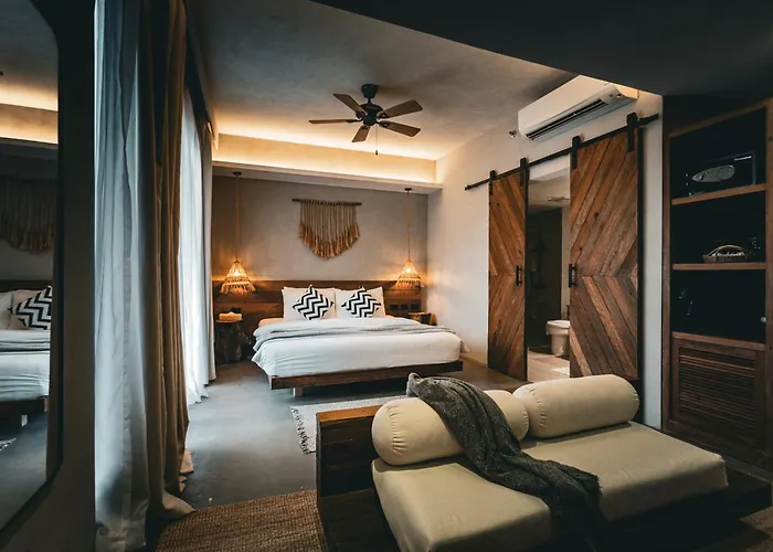 Isla Amara Resort