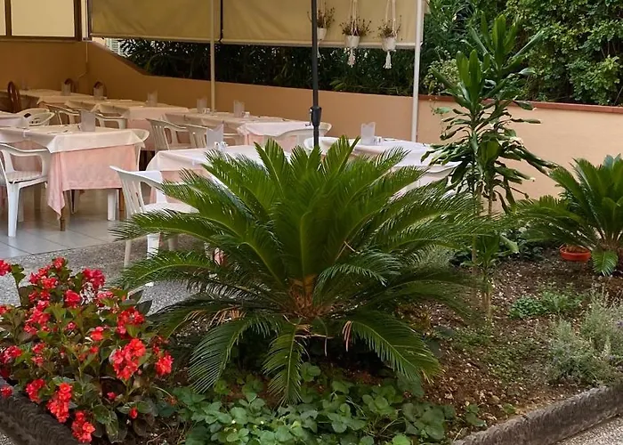 Albergo Fiorenza&Banksia Meublè