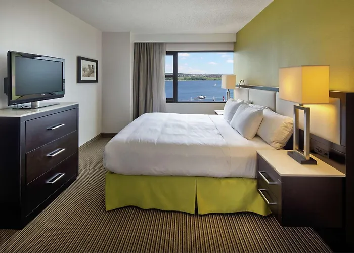 The Hollis Halifax - A Doubletree Suites By Hilton