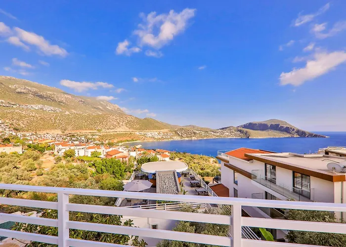 Kalkan Saray Suites Hotel (Adults Only)