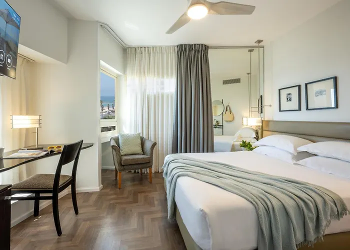 Maxim Design Hotel 3 Star Superior