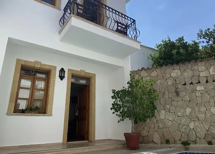 Bellapais Abbey Boutique Hotel