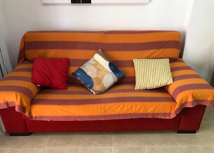 Apartamento junto al mar Los Marineros con acceso independiente por terraza