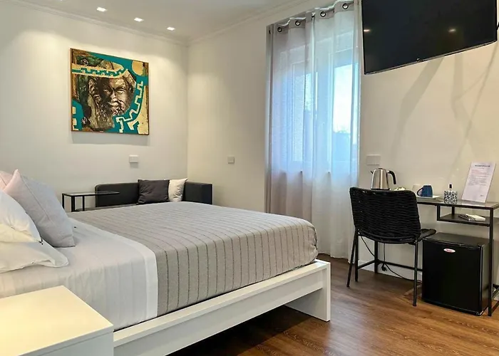 Iblu Rooms