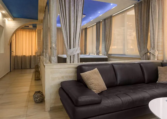 Hotel Maksim