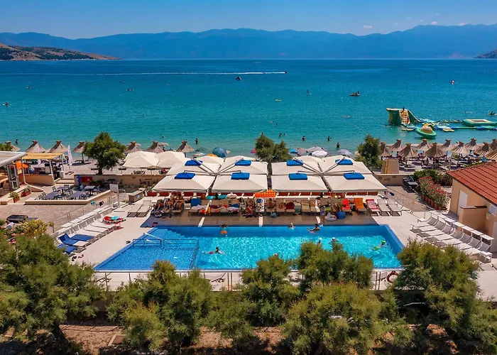 Hotel Dobrovit
