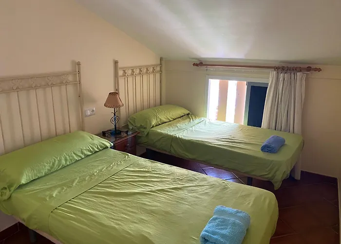 Casa CASTILLA, LA CASA ESTA EN LA ANTILLA 200METROS PLAYA