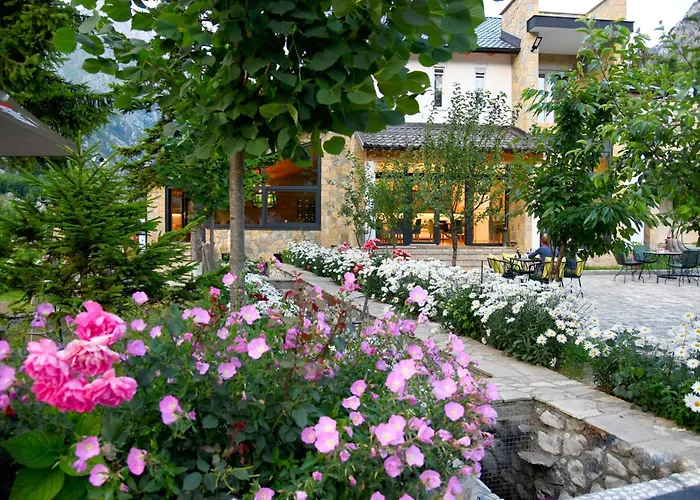 Breezy Hotel