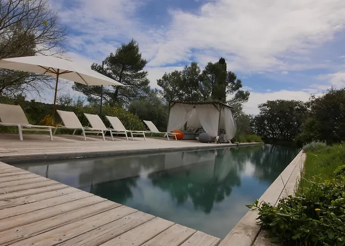 Bien Loin D'Ici Spa B&B