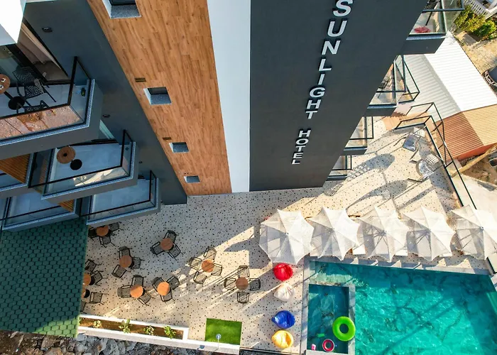 Sunlight Hotel