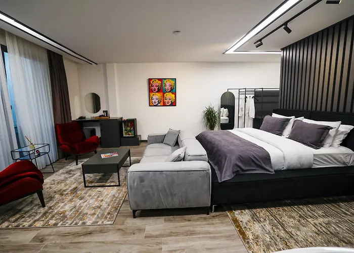 Cathan Art Hotel