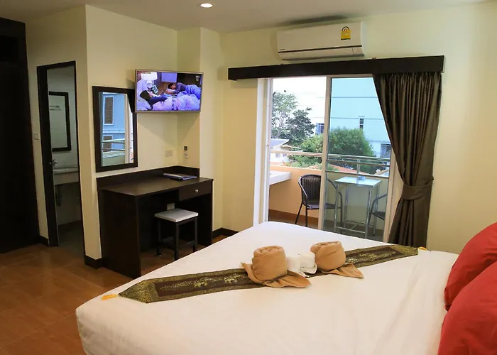 Sky Villa Hua Hin Guesthouse - Adults-Only