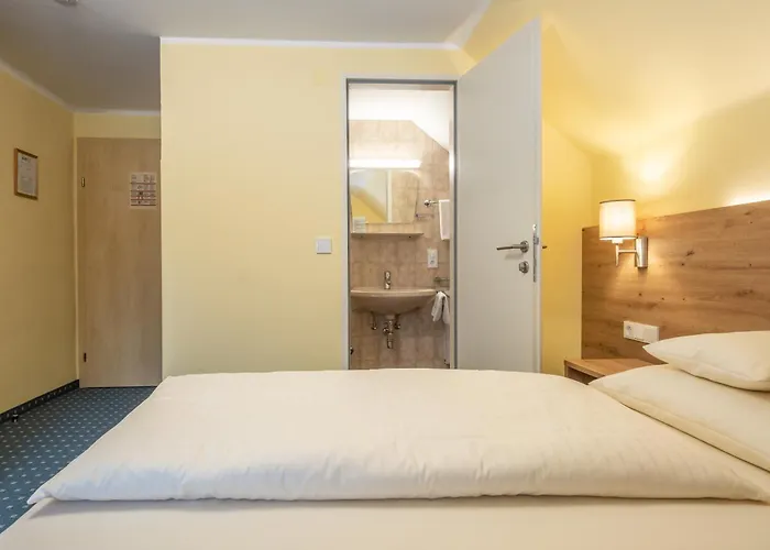 Hotel-Pension Falkensteiner