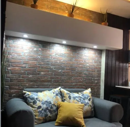 Lovely 1 Downtown Studio