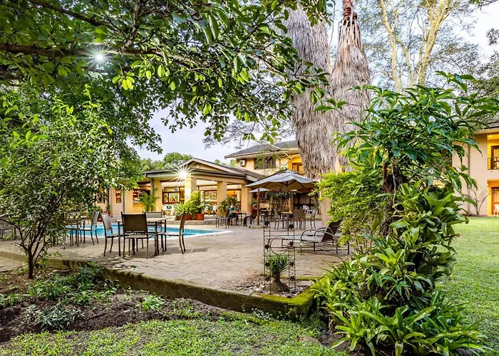 Hotel Numbi & Garden Suites