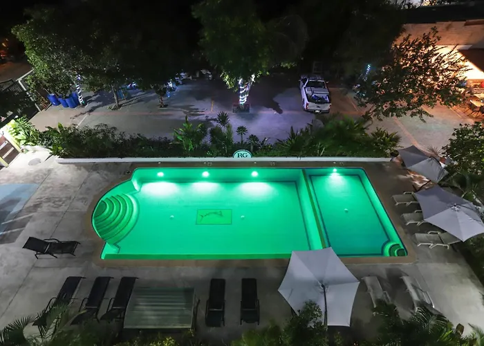Hotel Rega Suites Guayabitos - Family & Kitchen