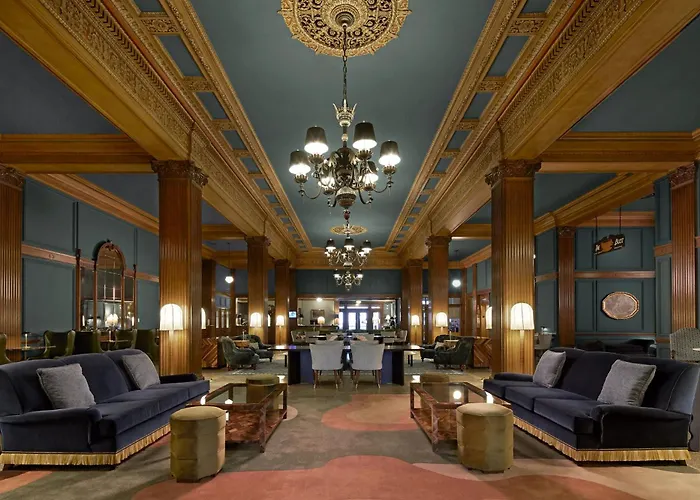 Marcus Whitman Hotel
