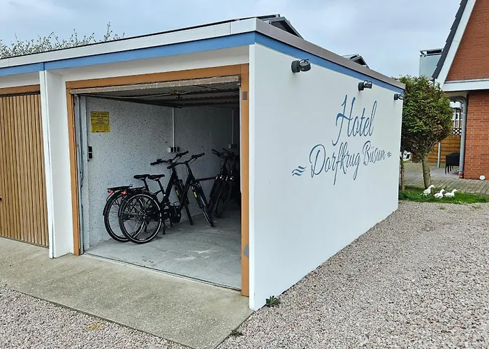 Hotel Dorfkrug Buesum - Guenstige Altbauzimmer Am Oland