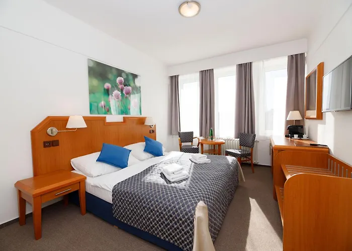 Lh Hotel Medinek Old Town